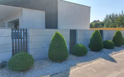 Ogrodzenia z betonu architektonicznego